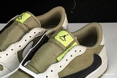 Hyperoad Travis Scott x 1 Golf Low Air Jordan 1017